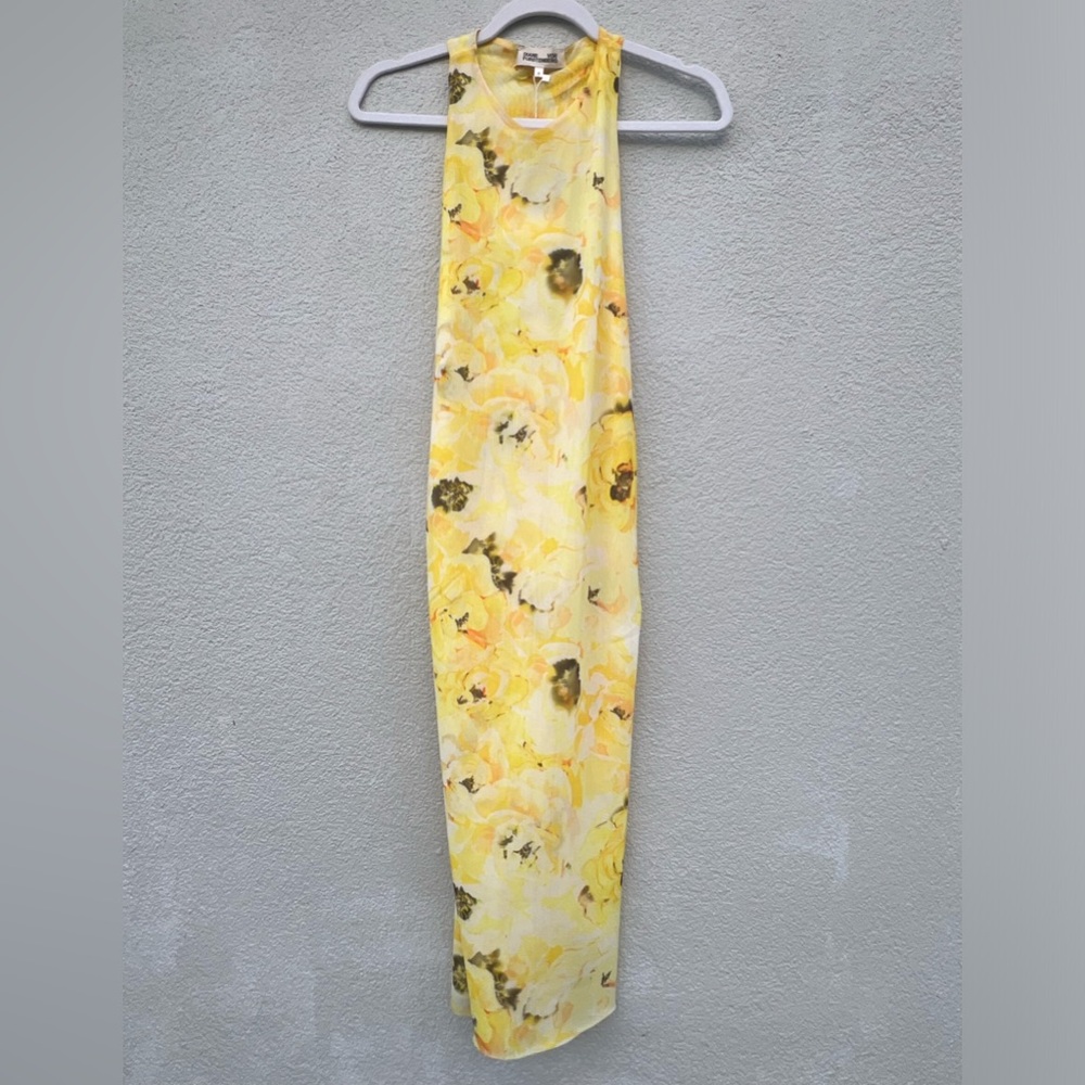 NWT Diane Von Furstenberg Size Medium racer, twist back yellow floral dress